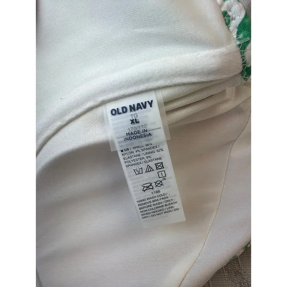 Old Navy‎ Textured Underwire Balconette Swim Top size XL NWT